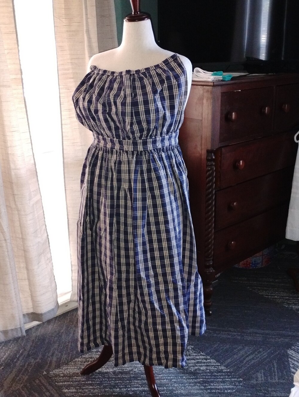 Victorian 1860s Reenacting Pinner Apron And Slat Bonnet